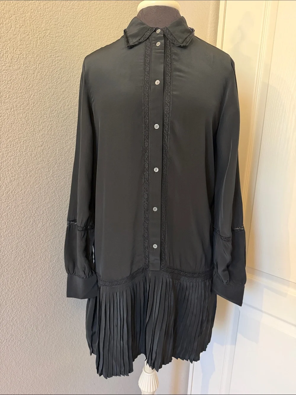 J. Crew New Amelia shirt-dress in crepe de chine Black Lace-Trim Dress Size XS